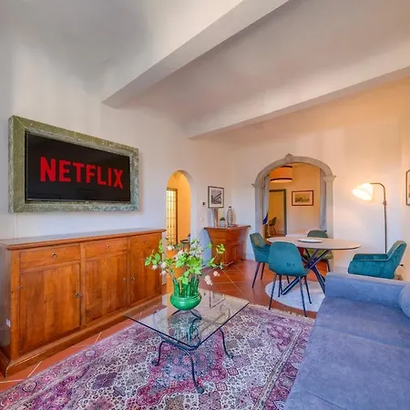 Apartamento Stylish Flat In Tower Donati, 5 Min From Duomo *