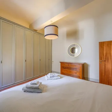 Stylish Flat In Tower Donati, 5 Min From Duomo * フィレンツェ