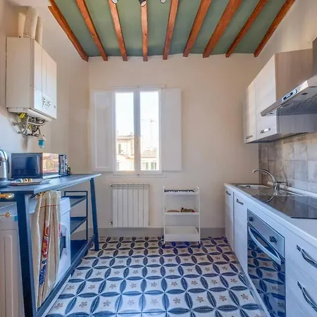 Stylish Flat In Tower Donati, 5 Min From Duomo * フィレンツェ